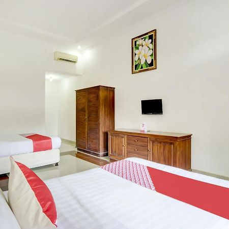 Super Oyo 3261 Hotel Ratu Denpasar Eksteriør billede