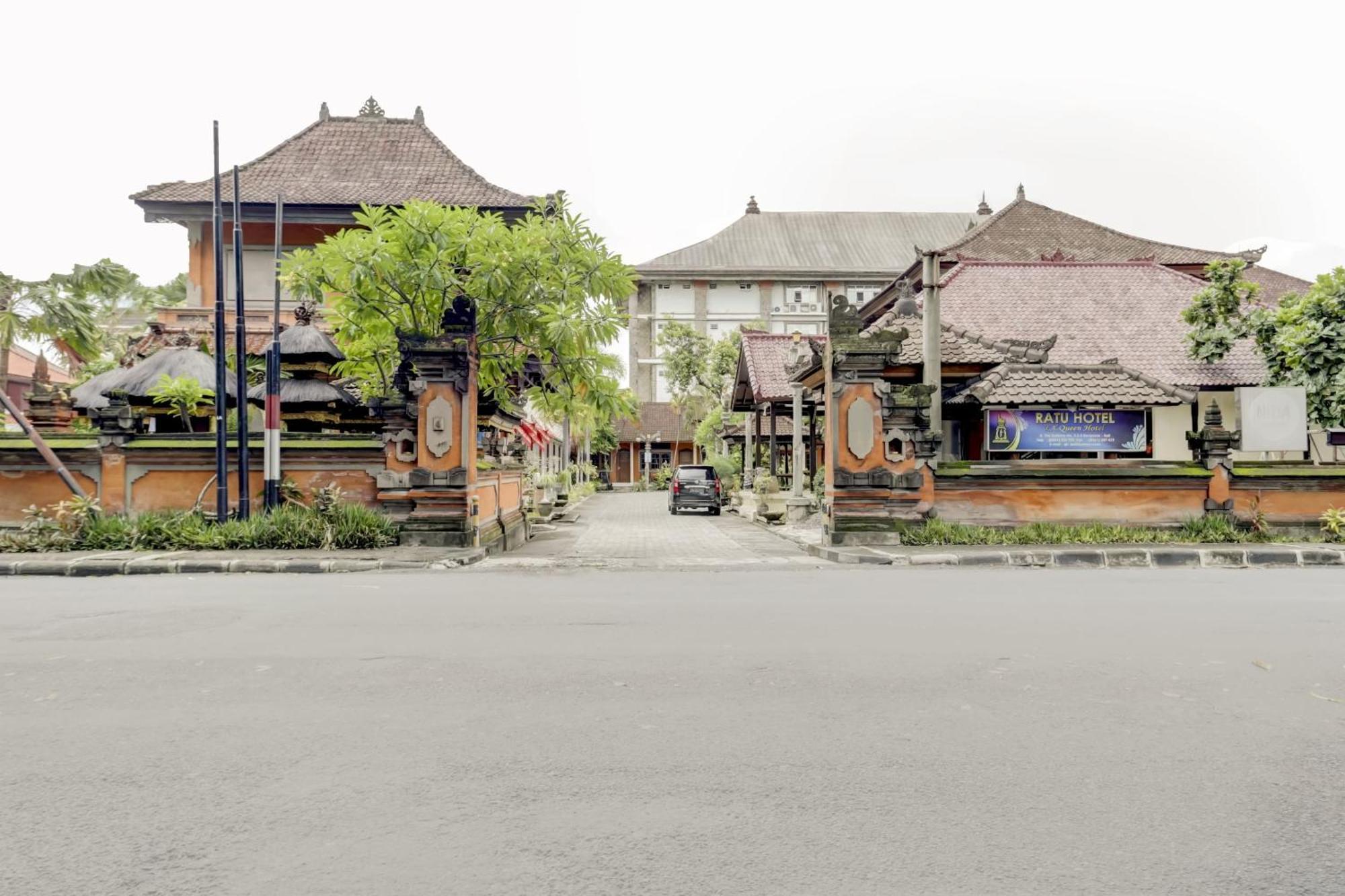 Super Oyo 3261 Hotel Ratu Denpasar Eksteriør billede